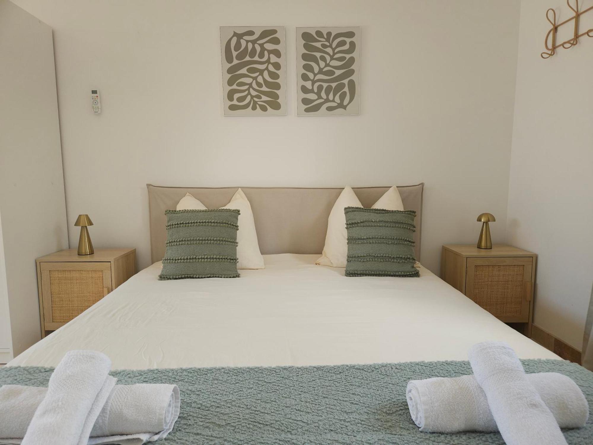 Havre De Paix Climatise Vers Gordes - Spa & Nature Beaumettes Exterior photo